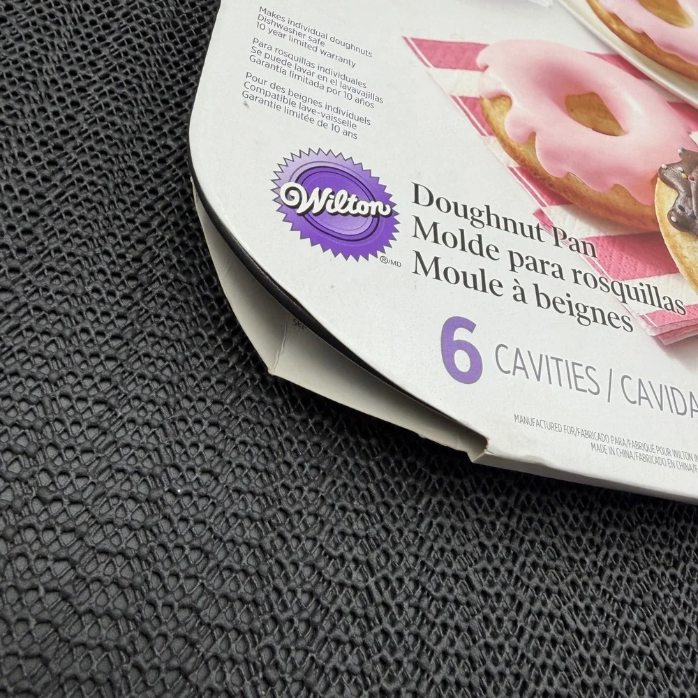 Wilton 6 Cavity Doughnut Pan Non-Stick Baked Donut Baking Sheet 2105-0565 Gray